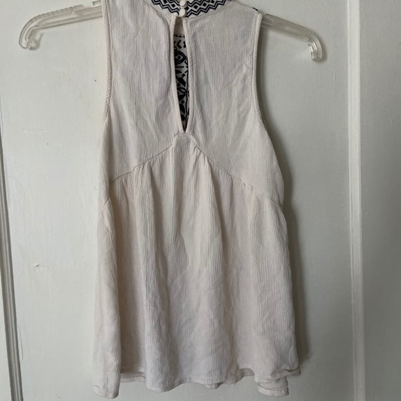 Mossimo Supply Co Tank - Picture 2 of 3